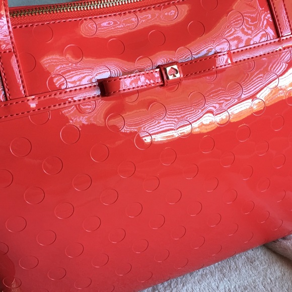 💲DROP❗️KateSpade Sophie Camellia Street Red Tote - Picture 2 of 7