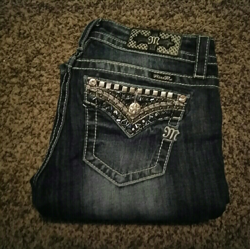 Miss Me Jeans size 27x34 Signature Boot