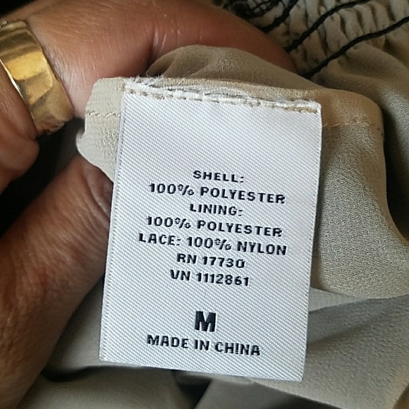 β€πHOST PICKβ€ ROBERT RODRIGUEZ RUFFLE TOP - Picture 7 of 8