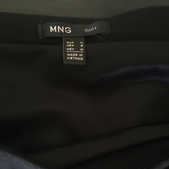 A black pencil leather skirt. - Picture 2 of 2