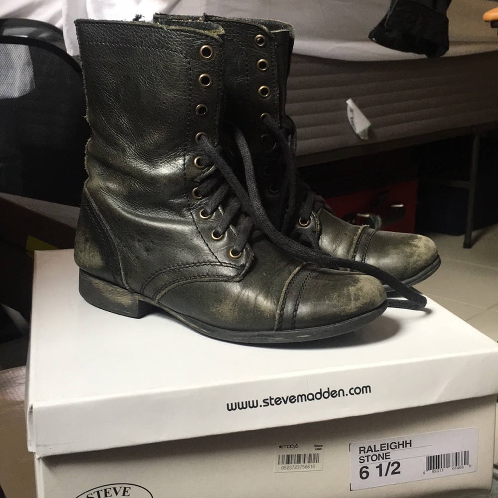 Steve Madden "Troopa" combat boots