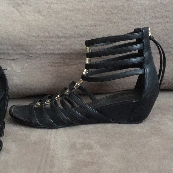 Report Signature Meliza Sandal - Picture 2 of 4