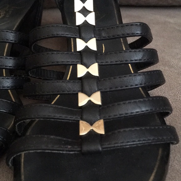 Report Signature Meliza Sandal - Picture 4 of 4