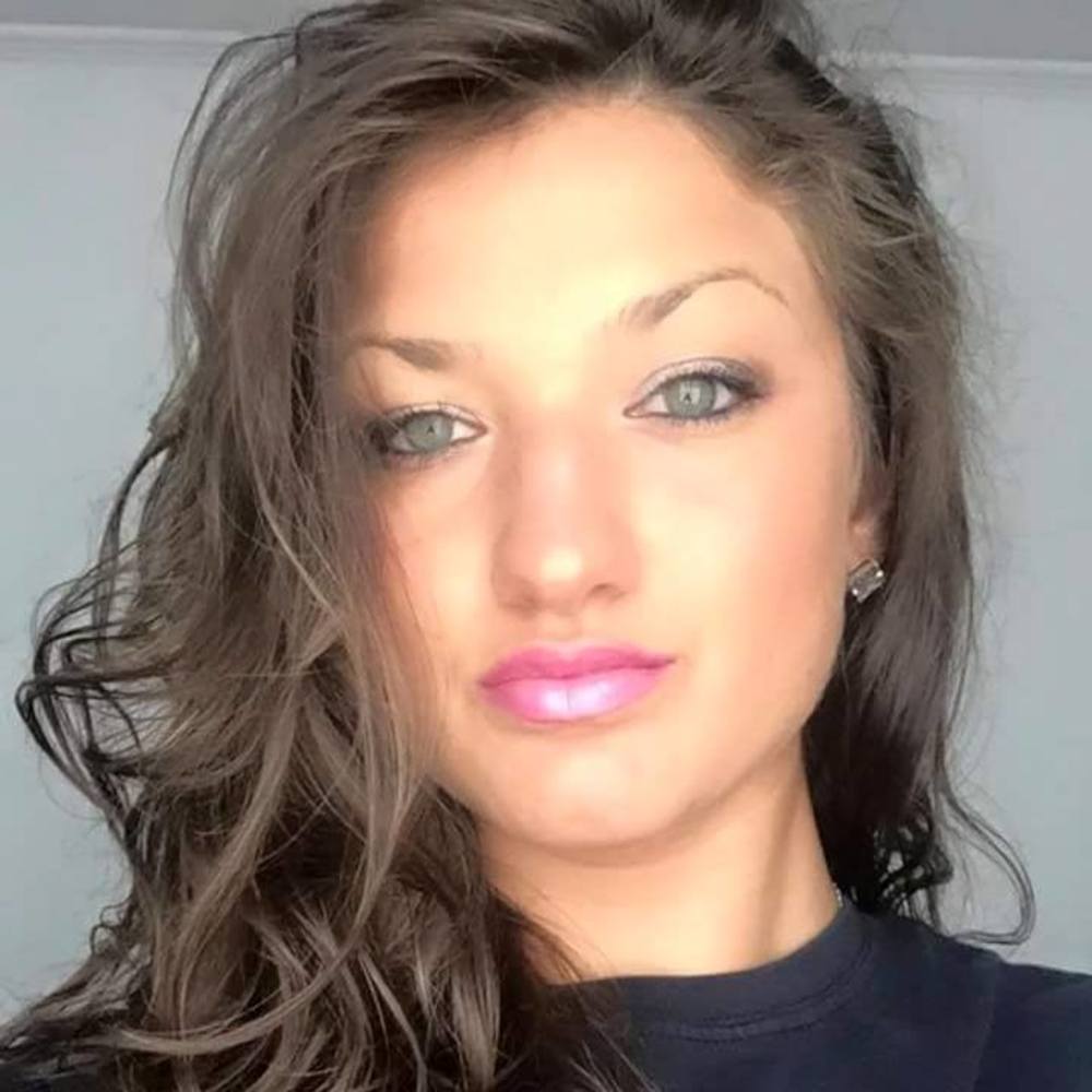 Meet your Posher, Venelina