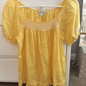 American eagle yellow blouse