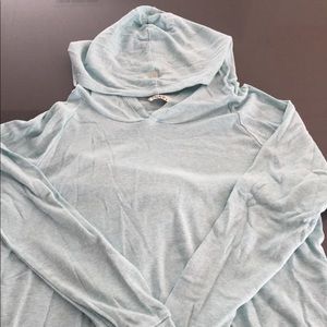 Aritzia TNA long sleeve shirt