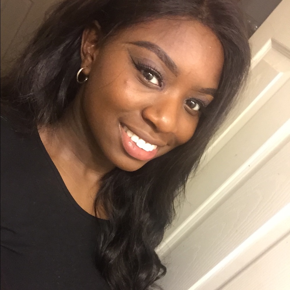 Meet your Posher, Jahdeja