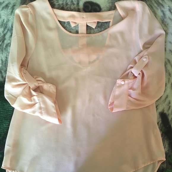 Blouse - Picture 2 of 2