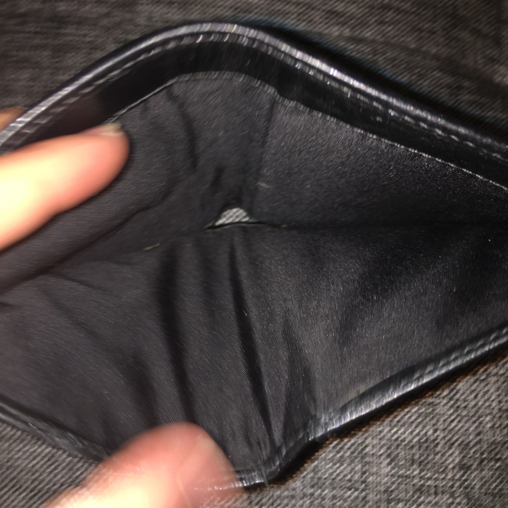 Authentic Coach Bifold Black Satin Jacquard - Picture 4 of 5