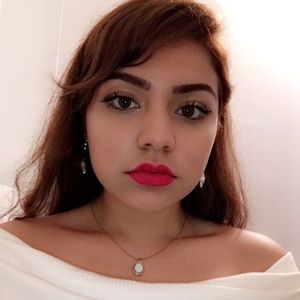 Meet your Posher, Sofia