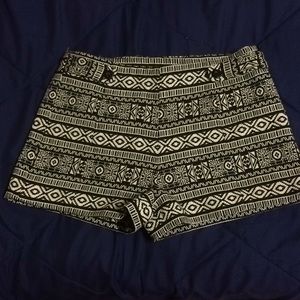 Forever21 shorts with Aztec print ☀️