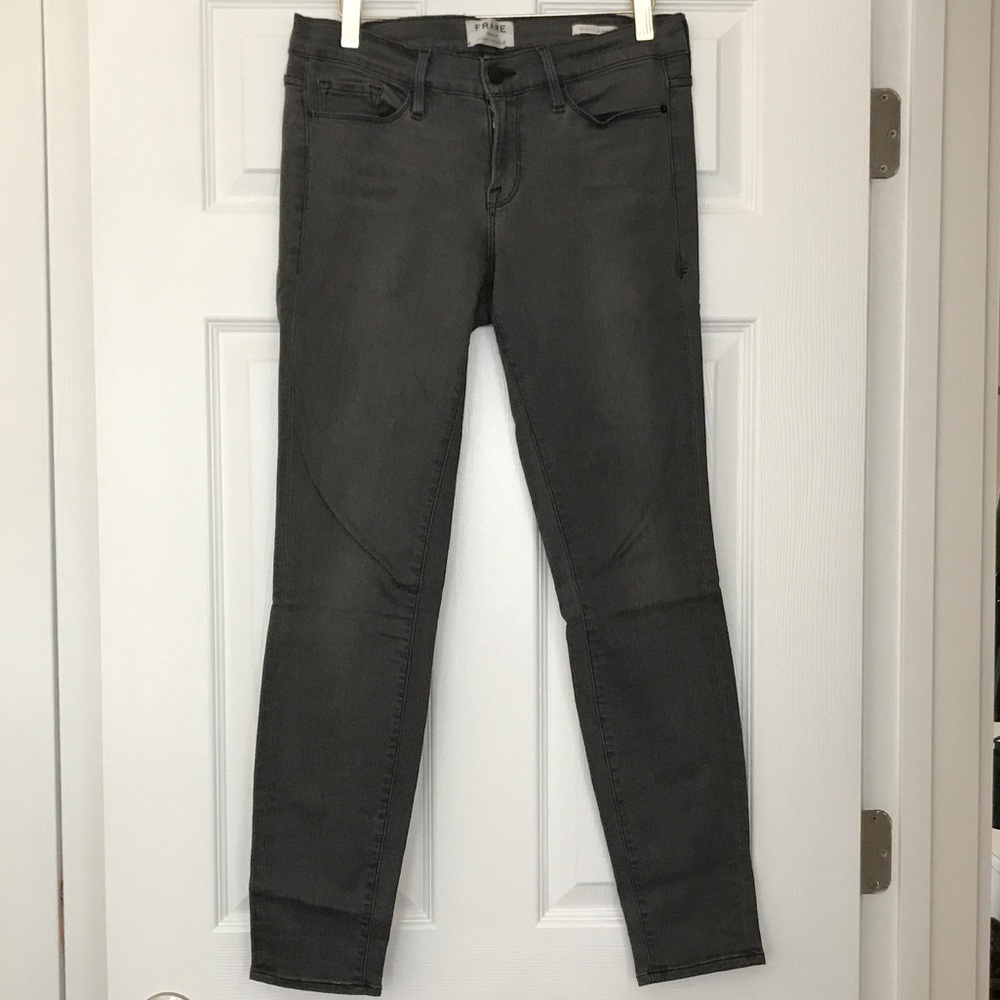 Frame Denim Le Skinny de Jeanne in Med Grey