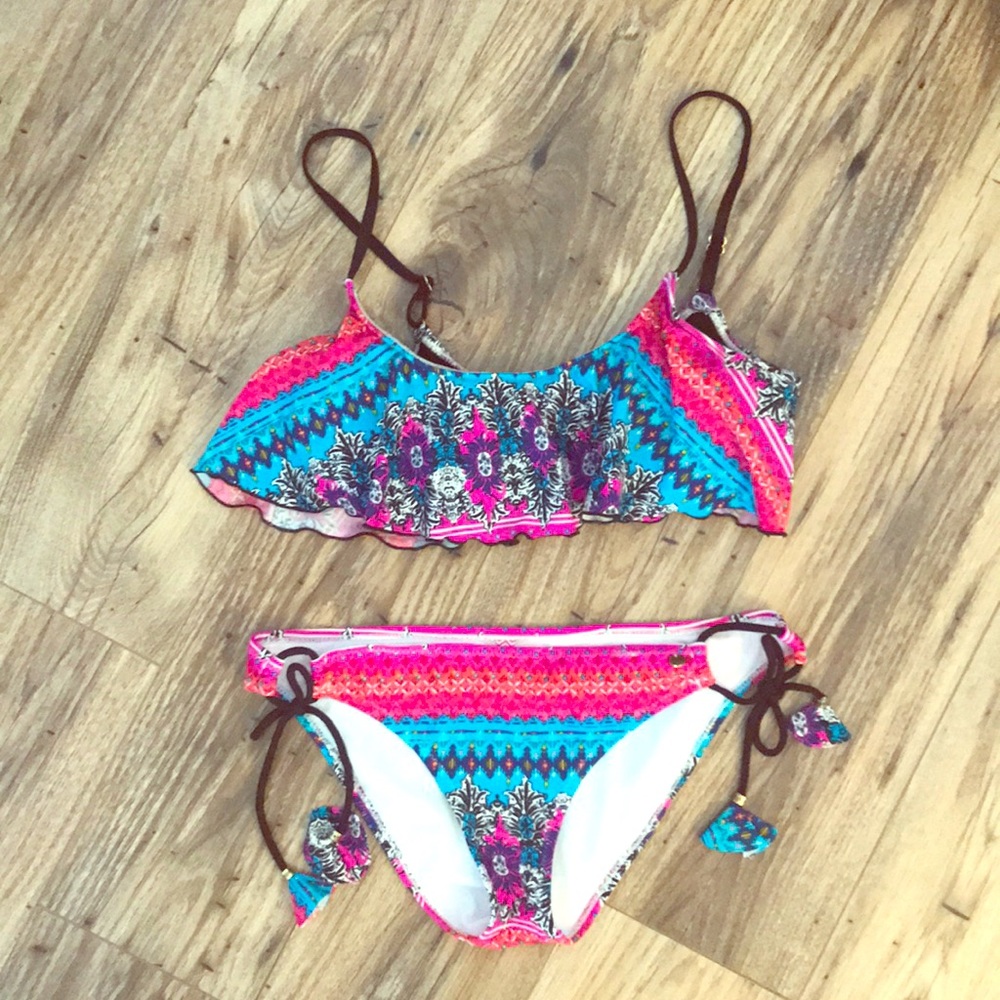 NWOT colorful Raisins bikini
