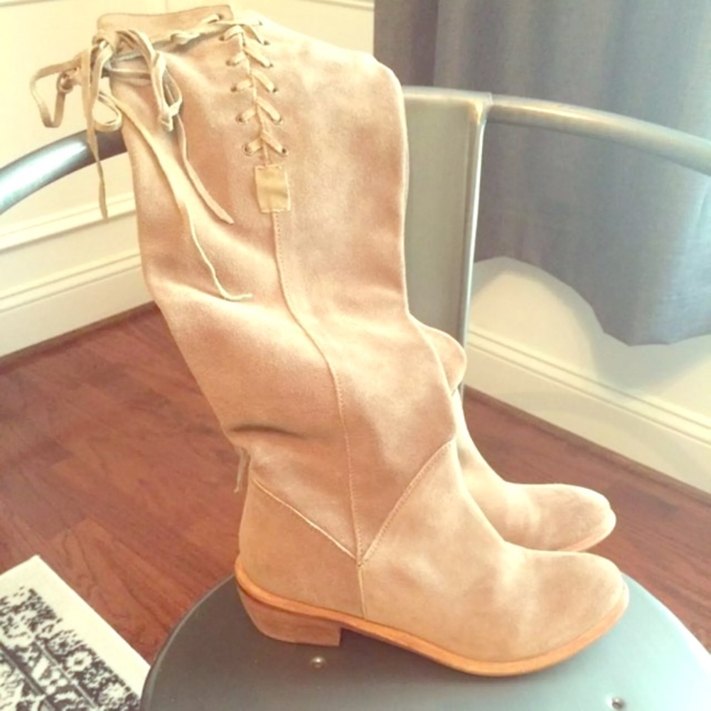 Bronx suede boots