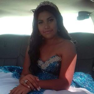 Meet your Posher, Laura