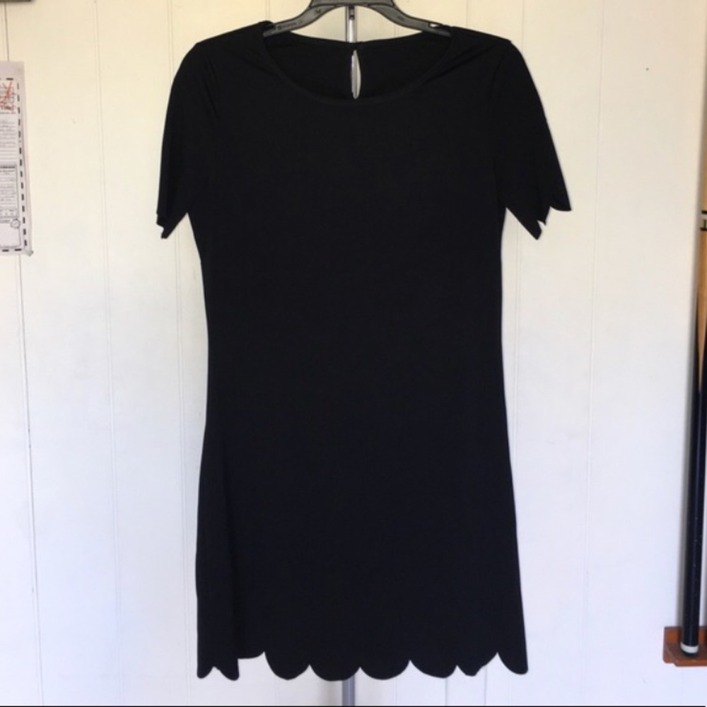 Black scalloped dress NWOT