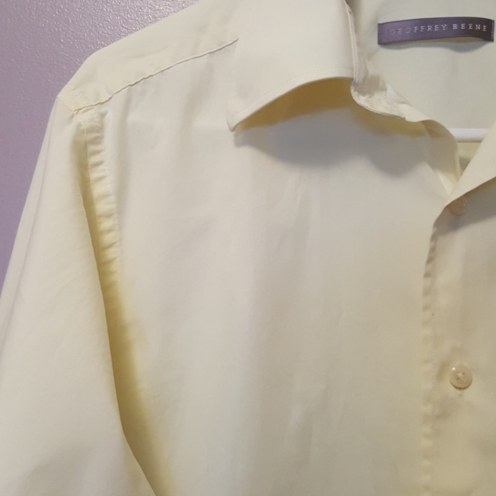 Geoffrey Beene 100% cotton dress shirt