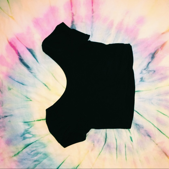 🌗BRANDY CROP TOP🌗 - Picture 1 of 2