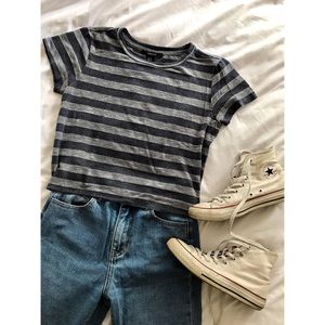 Semi crop blue stripped tee (Forever 21)