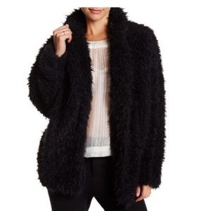 🔥SALE🔥Romeo & Juliet CoutureOversized FauxFur