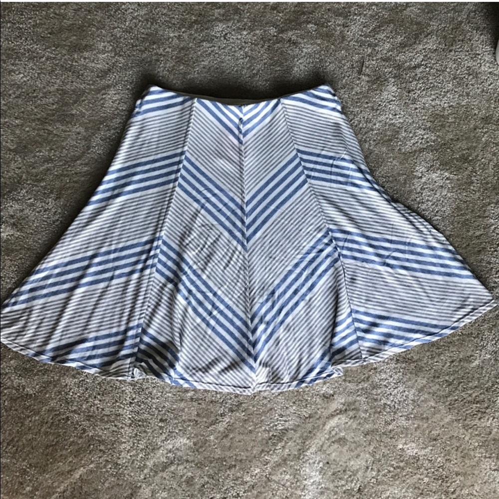 NWOT Max Studio Skirt with Elastic Waist