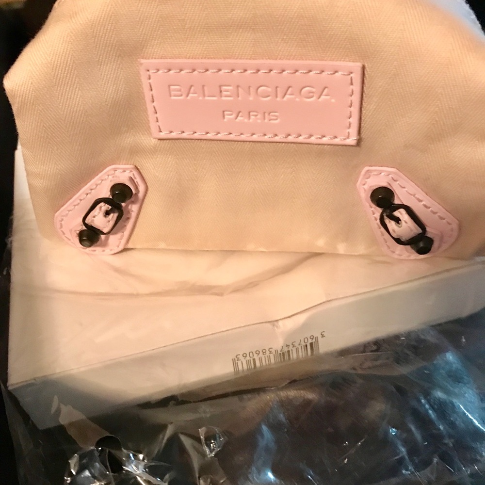 Coin pouch