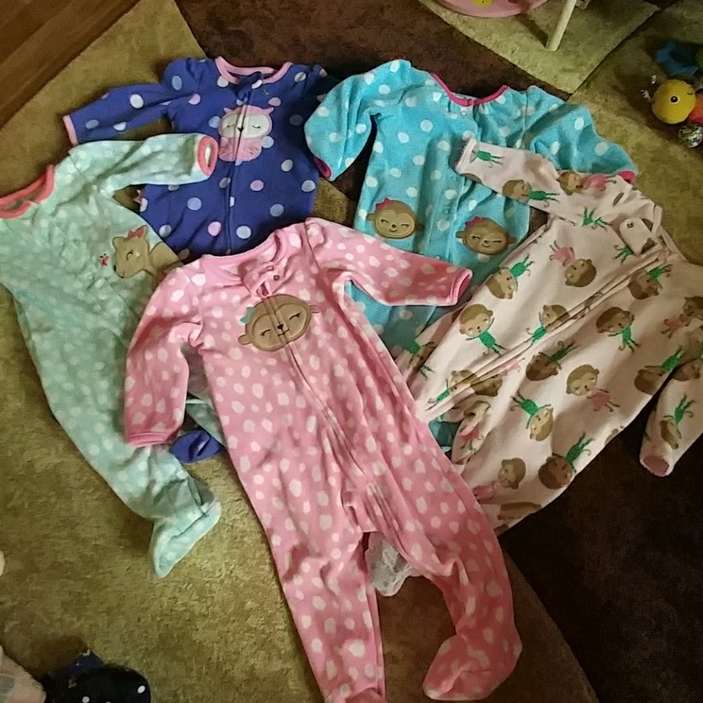 Girls 6-9 mos sleepers