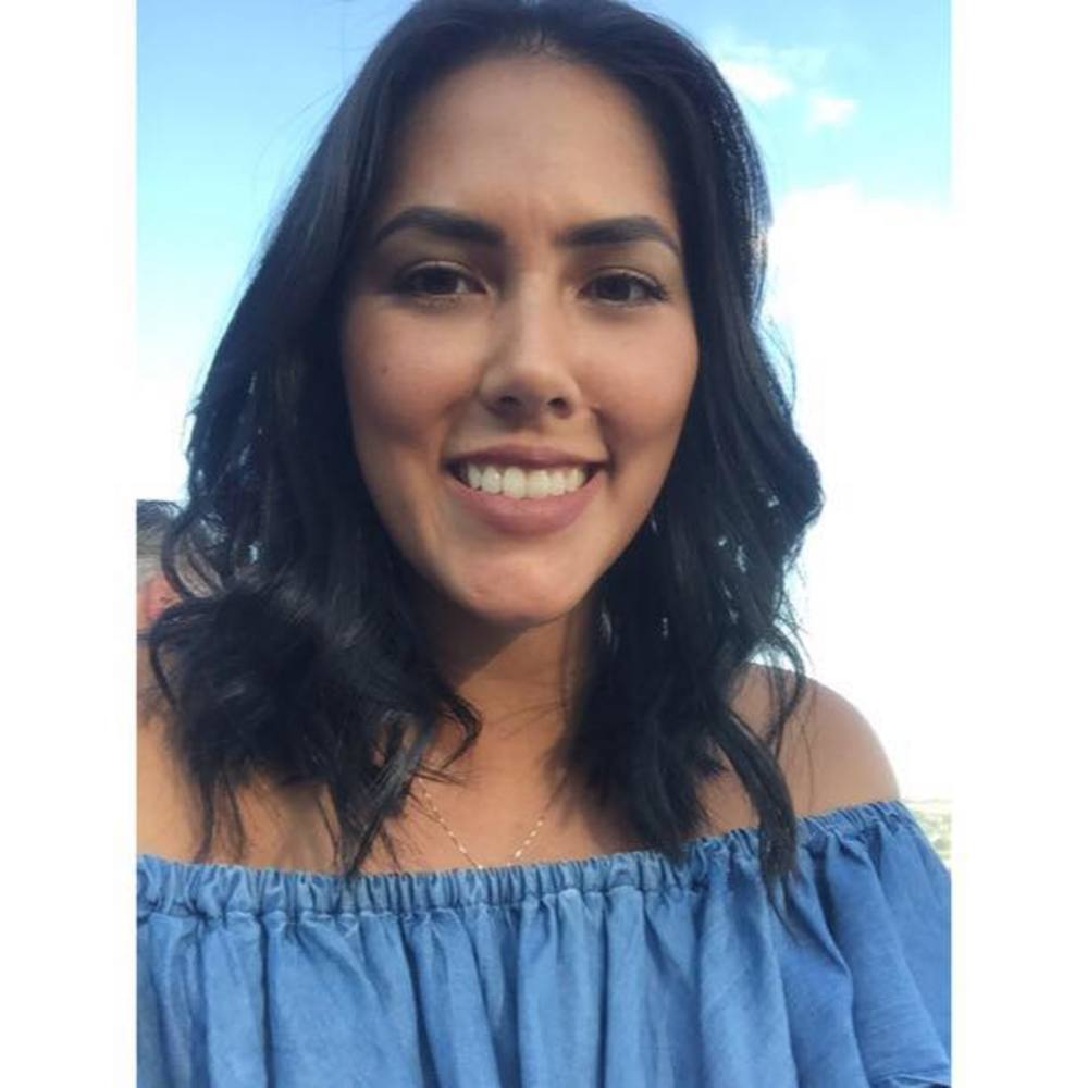 Meet your Posher, Leticia