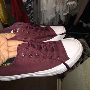 Maroon converse