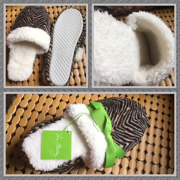 Last pair Vera Bradley zebra printed slippers - Picture 2 of 2