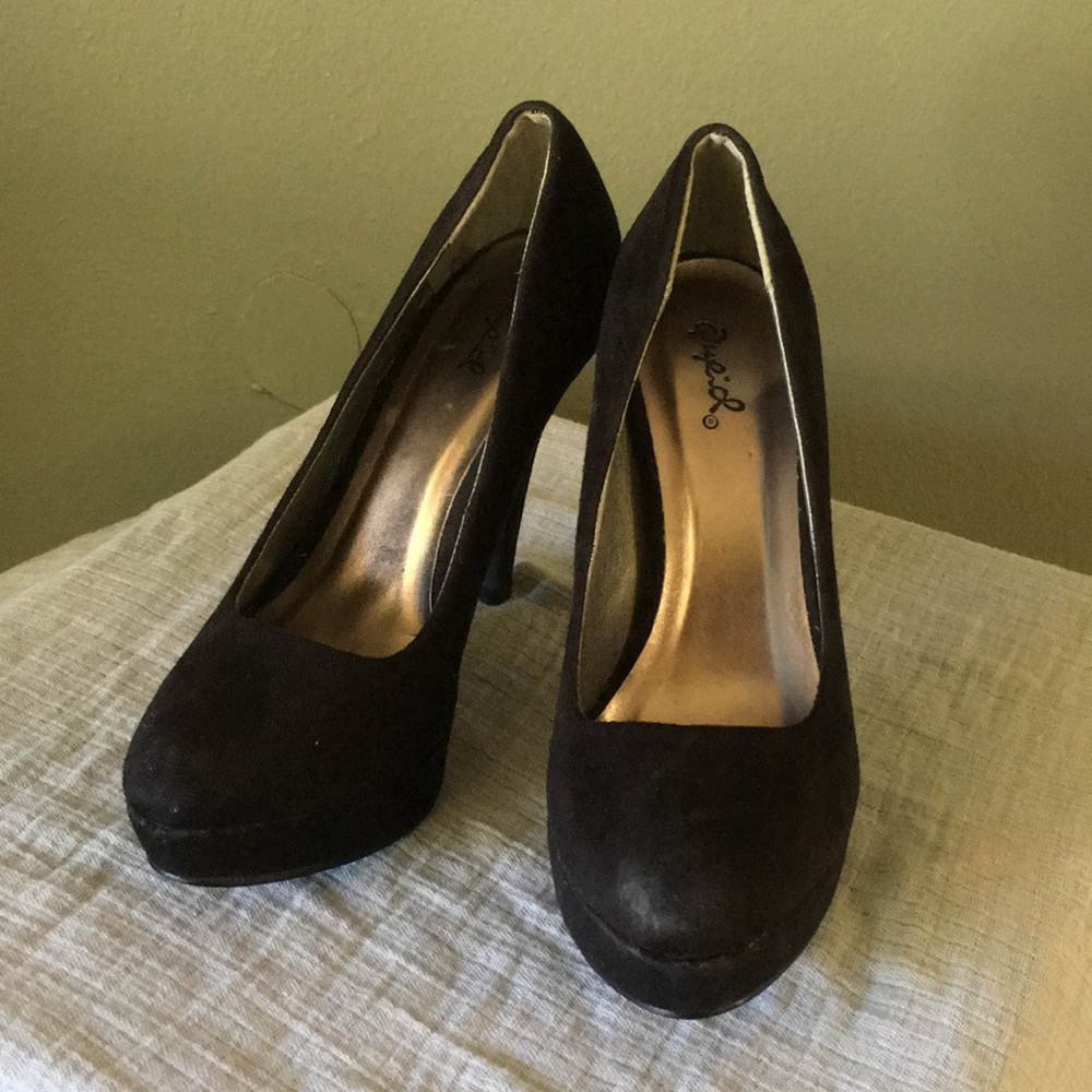 Black Qupid Heels