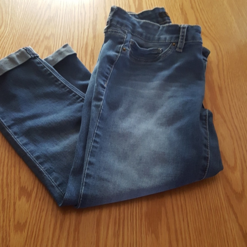 Jean capris