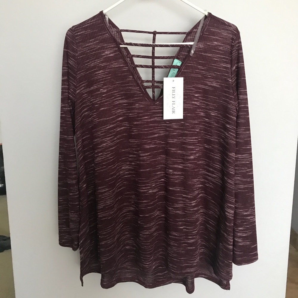 Filly Flair burgundy long sleeve top size S