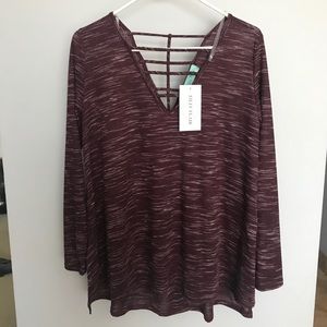 Filly Flair burgundy long sleeve top size S