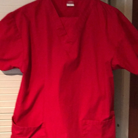 Dickies scrub top - Picture 2 of 3