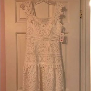 Red Dress Boutique white lace dress