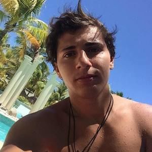 Meet your Posher, Johnny