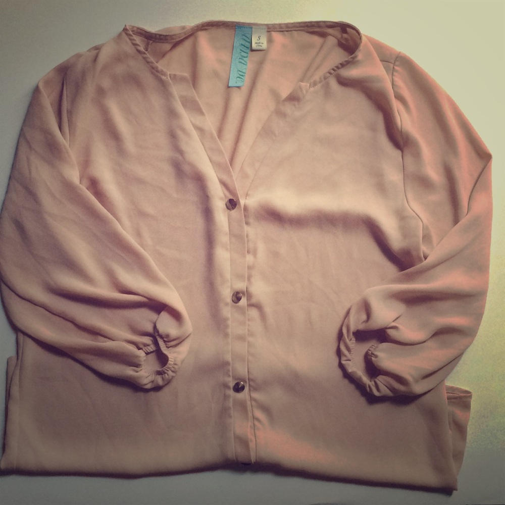 Blouse with gold detailing