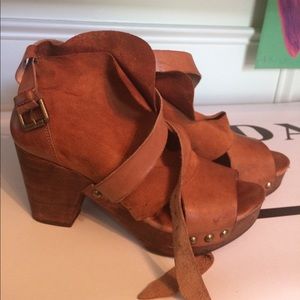 Lucky 🍀 Brand booties sz 6.5