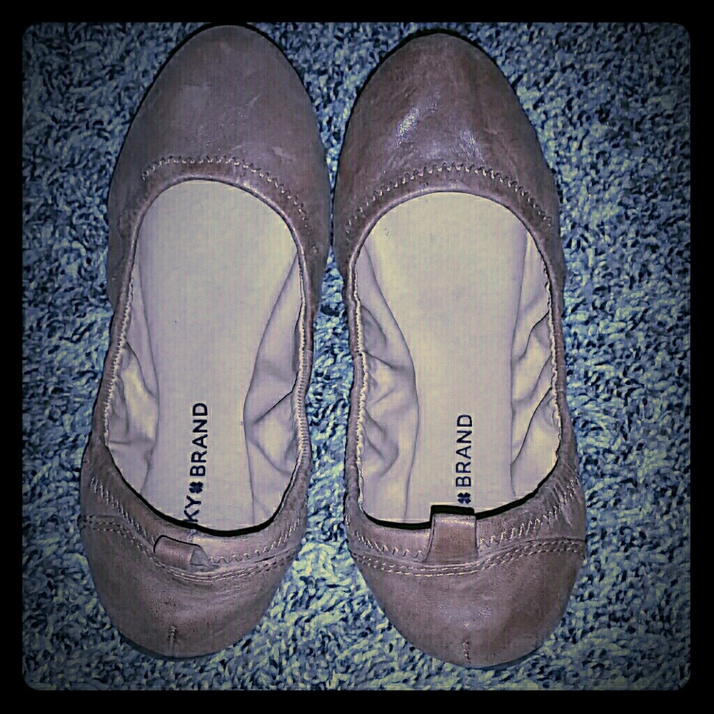 Lucky  brand flat shoes