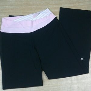 Lululemon Black & pink workout pants. Size 6