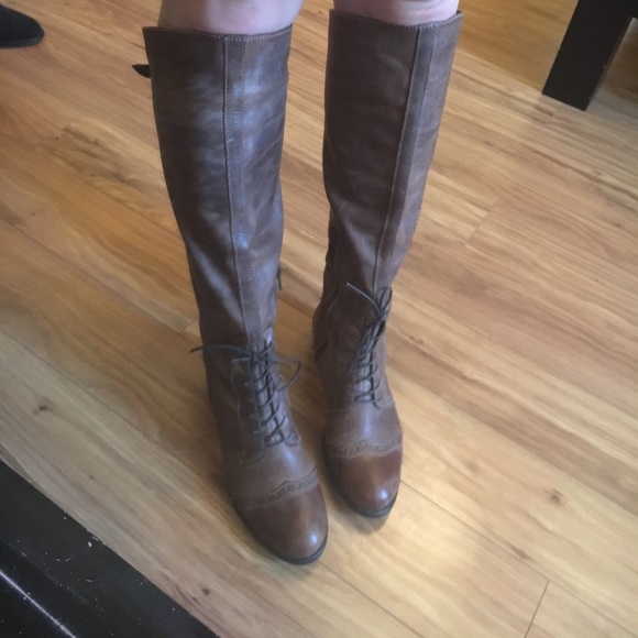 Steve Madden Shoes - NEW! Steve Madden Lace-up Riding Boots