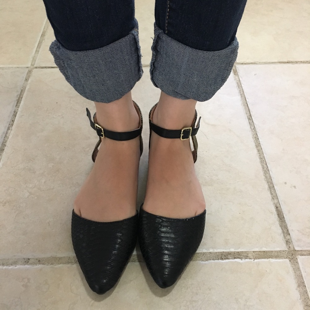 Rampage Black Reptile Print