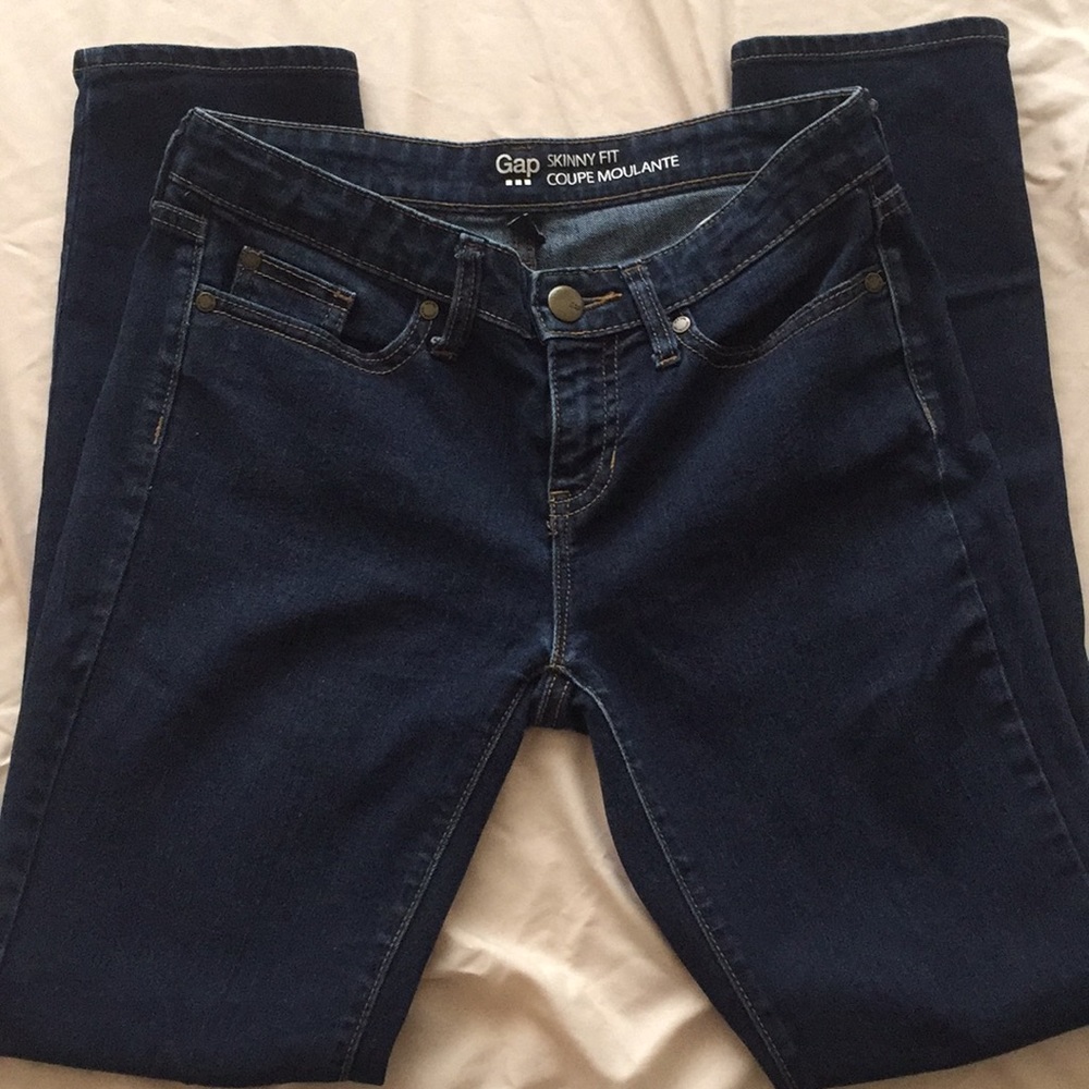 GAP Skinny Jeans Dark Wash size 0