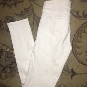 Levi's 711 Skinny white jeans