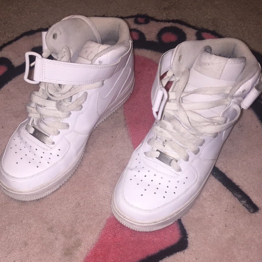 High top Air Force 1s