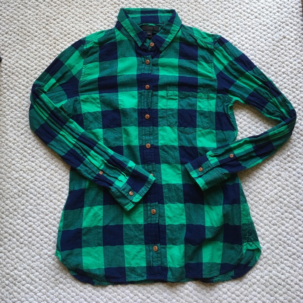 J Crew shrunken boy shirt in emerald