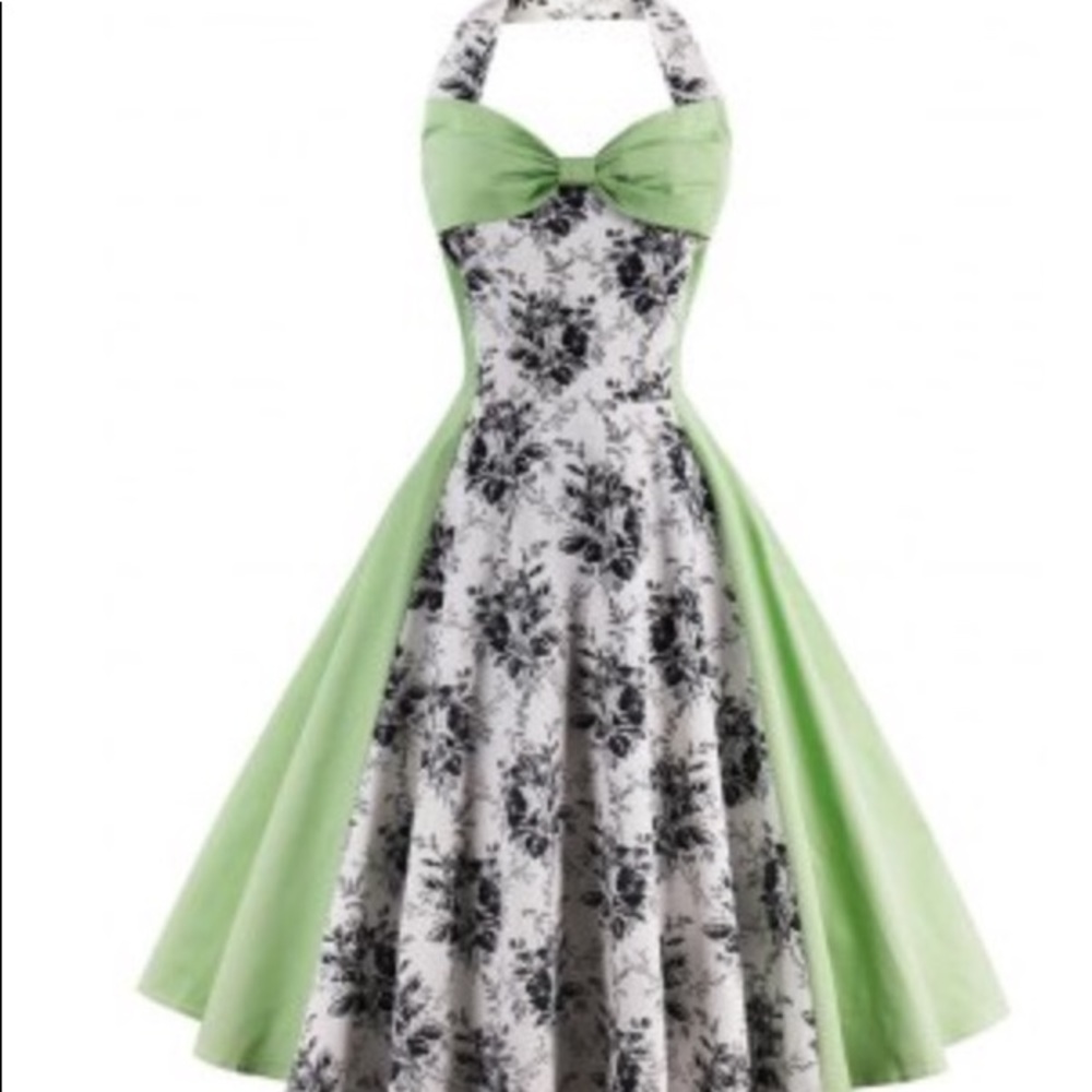 New Pin-Up Dress Size S But Generous on Top