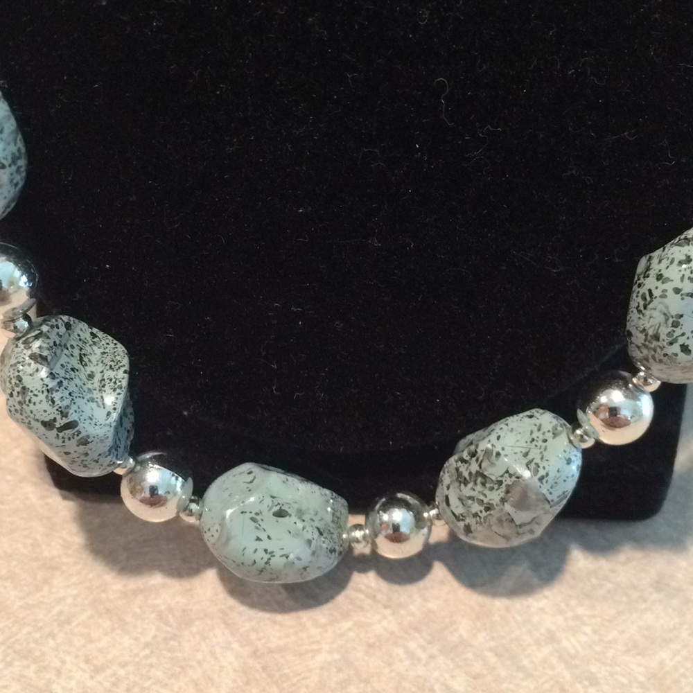 Necklace - Picture 2 of 4