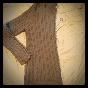 V-neck sweater